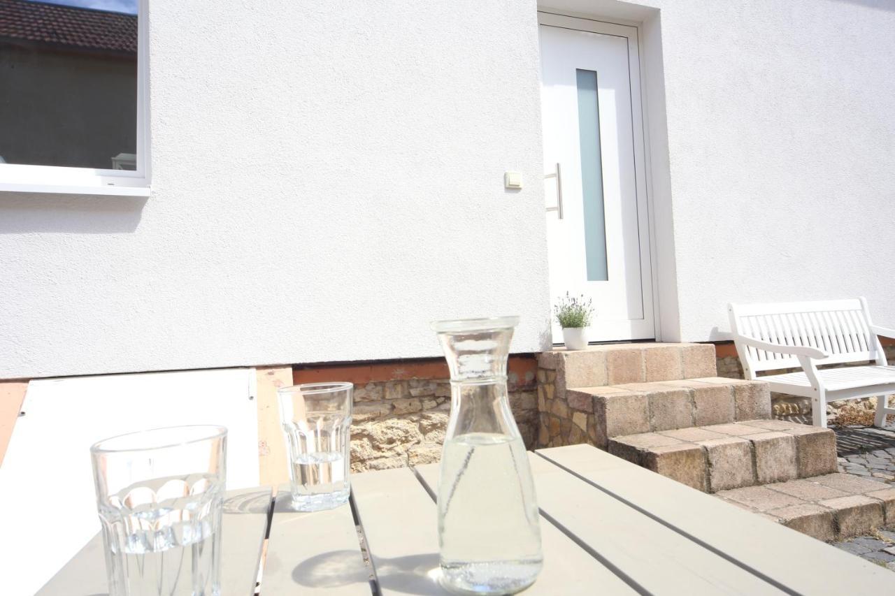 Ferienhaus Hofhaus Mit Riesengarten - Gemütliches Häuschen Im Kern Des Schönsten Mainzer Stadtteils Finthen *